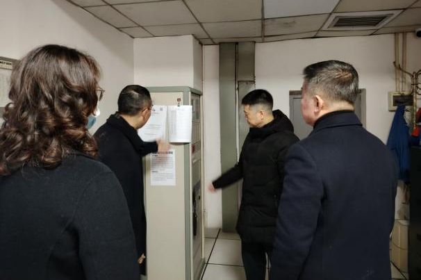 省尊龍凱時(shí)集團(tuán)黨委書記、董事長游勇檢查督導(dǎo)春節(jié)安全生產(chǎn)并看望慰問干部員工