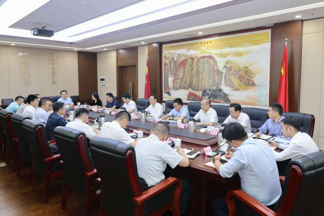 省委統(tǒng)戰(zhàn)部與省尊龍凱時集團(tuán)進(jìn)行座談交流